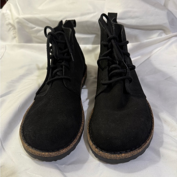 Birkenstock Uppsala Mid
Suede Leather - Men Black Size 9-9.5 - Picture 2 of 8